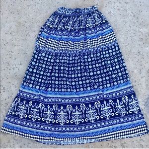 LF Maxi skirt size Small